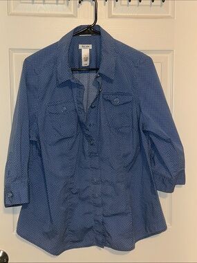 liz & co. Blue Microdot Button-Front Shirt